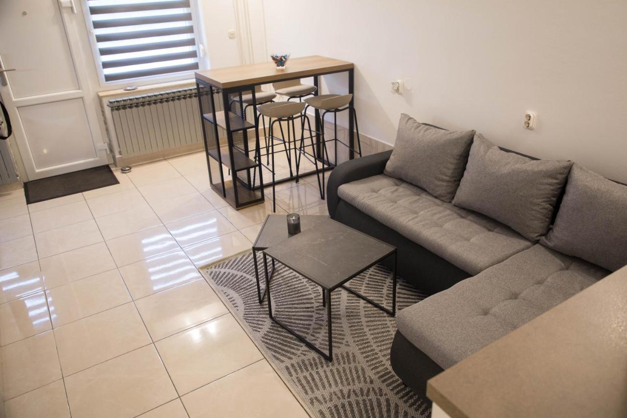 Studio Apartman Suburban Visnjevac Eksteriør bilde
